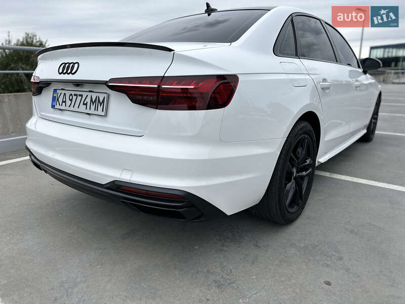 Седан Audi A4 2019 в Киеве