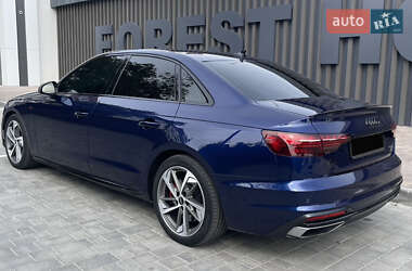 Седан Audi A4 2021 в Виннице