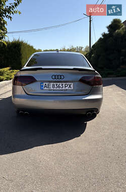 Седан Audi A4 2011 в 