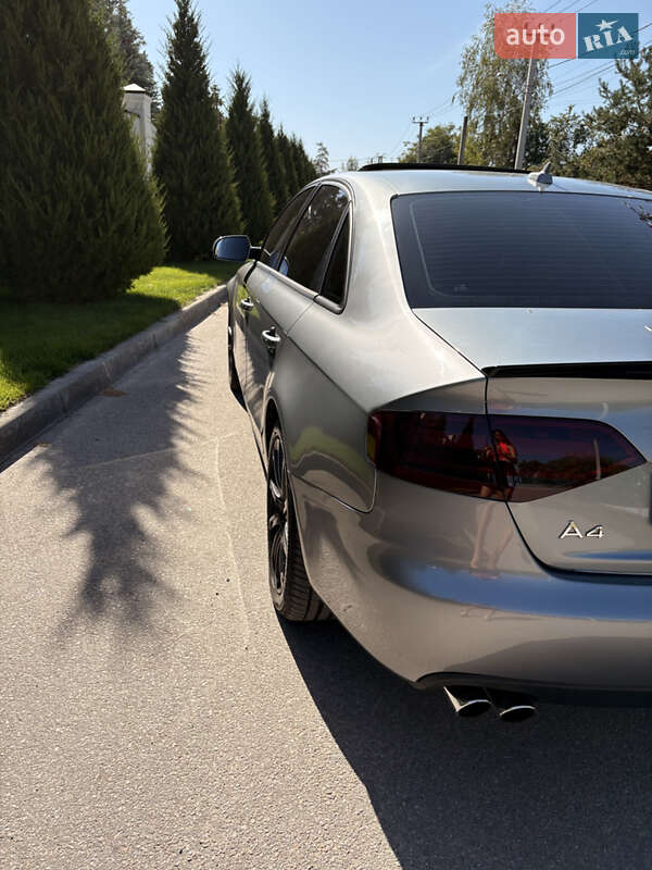 Седан Audi A4 2011 в Новомосковске