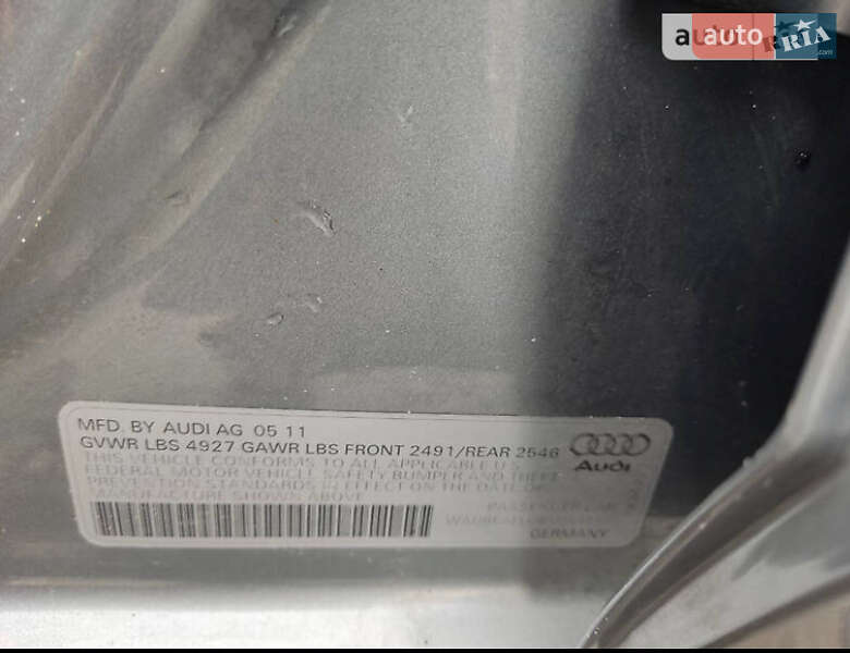 Седан Audi A4 2011 в Новомосковске