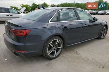 Седан Audi A4 2018 в 