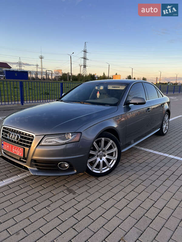 Седан Audi A4 2012 в Нововолынске фото Седан Audi A4 2012 в Нововолынске