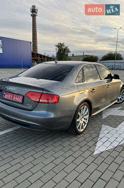 Седан Audi A4 2012 в 