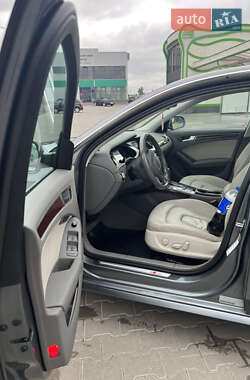 Седан Audi A4 2012 в 