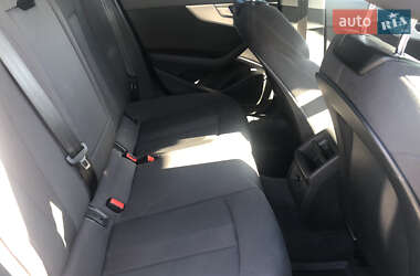 Универсал Audi A4 2018 в Киеве