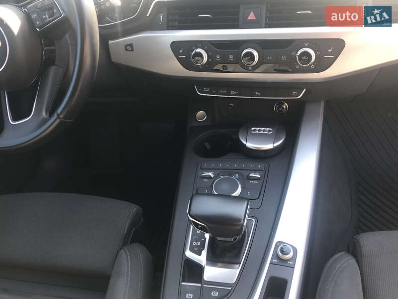 Универсал Audi A4 2018 в Чернигове