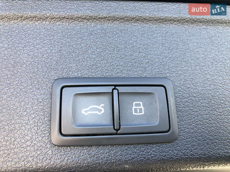 Универсал Audi A4 2018 в Чернигове