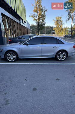 Седан Audi A4 2015 в 