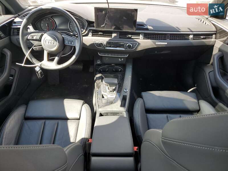 Седан Audi A4 2020 в Одессе