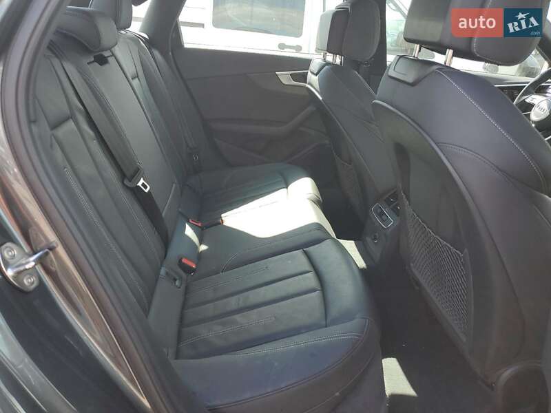 Седан Audi A4 2020 в Одессе