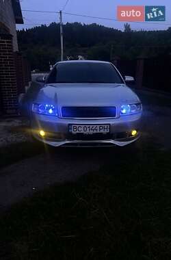 Универсал Audi A4 2002 в 