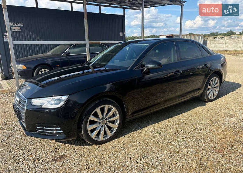Седан Audi A4 2018 в Одессе