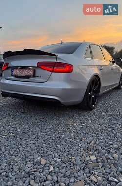 Седан Audi A4 2012 в 