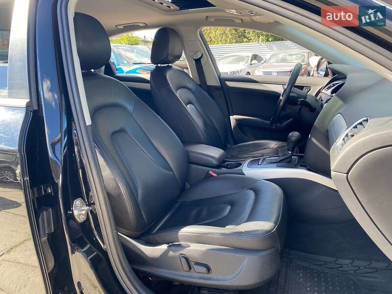 Седан Audi A4 2011 в Києві