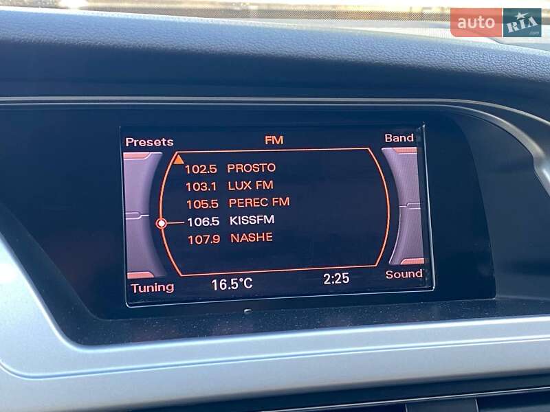 Седан Audi A4 2011 в Києві