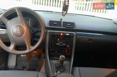 Седан Audi A4 2001 в 