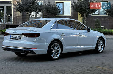 Седан Audi A4 2019 в 