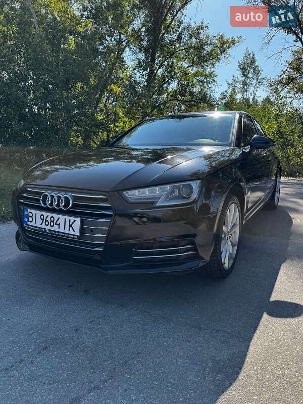 Седан Audi A4 2016 в Горішніх Плавнях