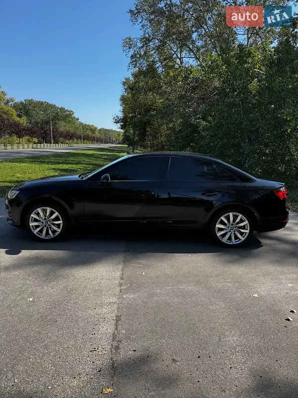 Audi A4 2016 VIN WAUGMAF40HN042599 фото оголошення 43 з 84