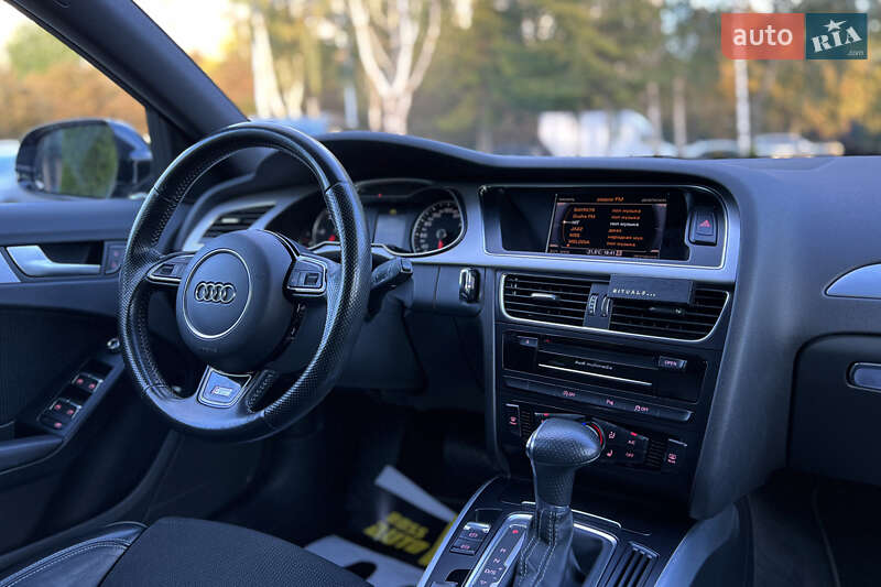 Универсал Audi A4 2015 в Львове