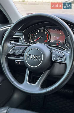 Седан Audi A4 2016 в 