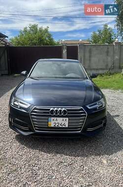 Седан Audi A4 2018 в 
