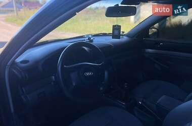Универсал Audi A4 2000 в 