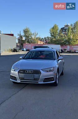 Седан Audi A4 2017 в 