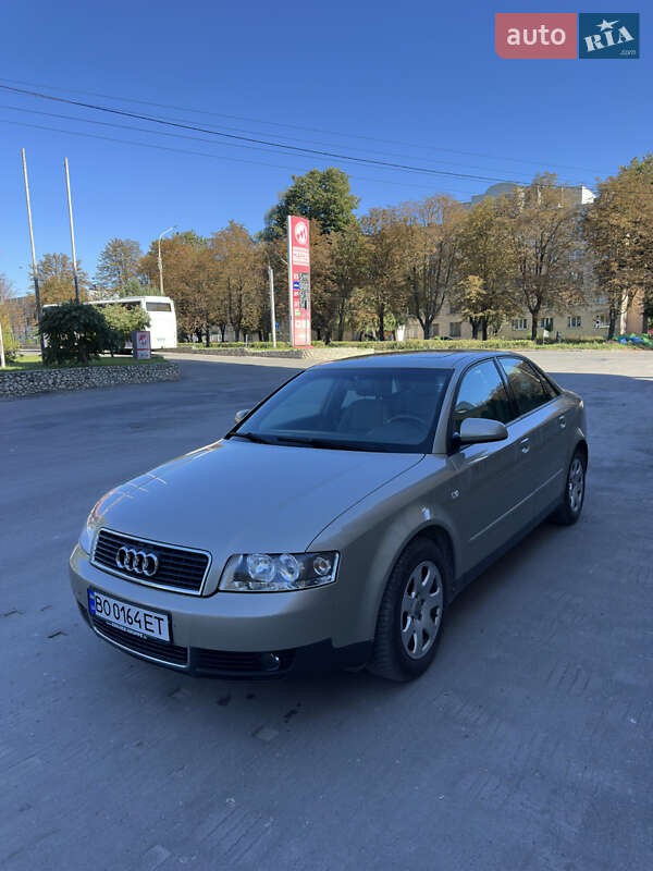 Седан Audi A4 2003 в Збараже
