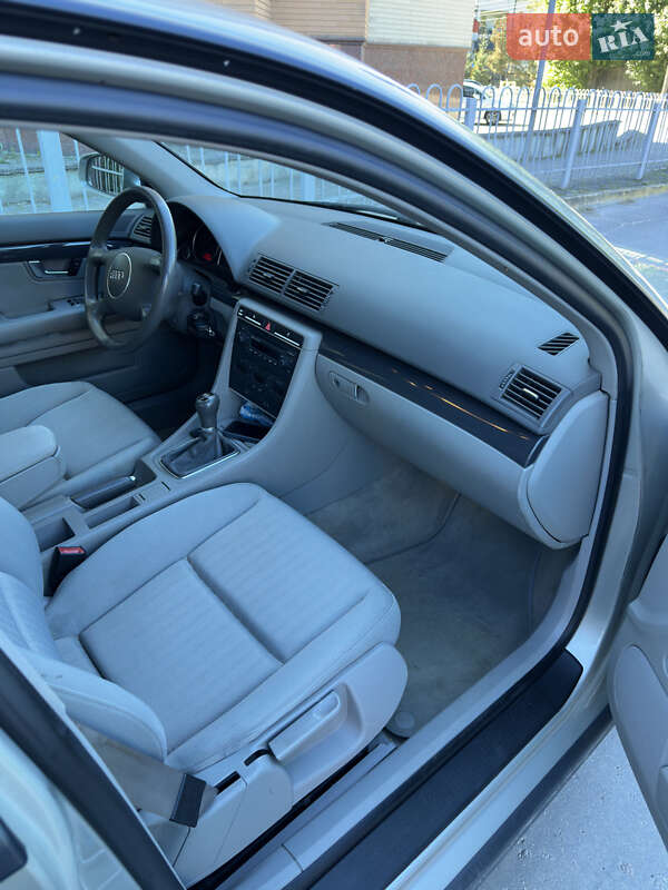 Седан Audi A4 2003 в Збараже