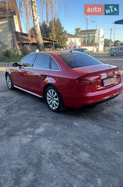 Седан Audi A4 2015 в 
