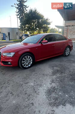 Седан Audi A4 2015 в 