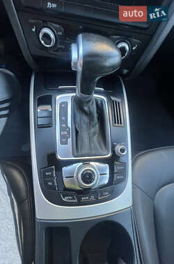 Седан Audi A4 2015 в 