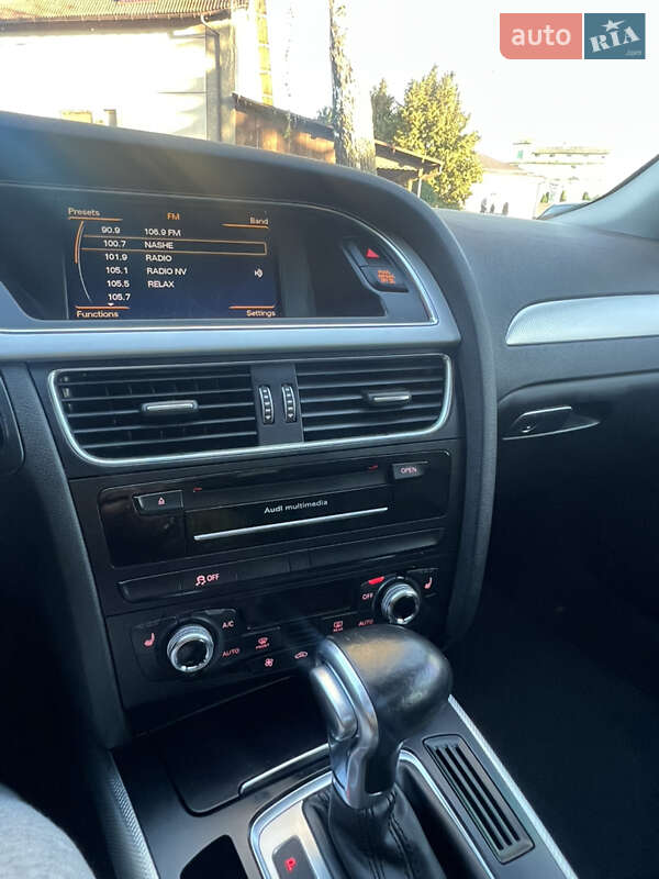 Седан Audi A4 2015 в Дубно