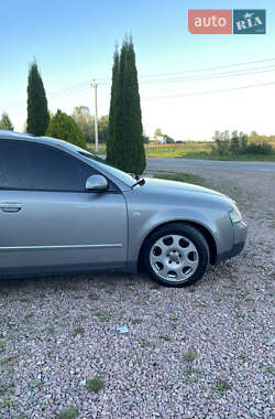 Универсал Audi A4 2002 в 