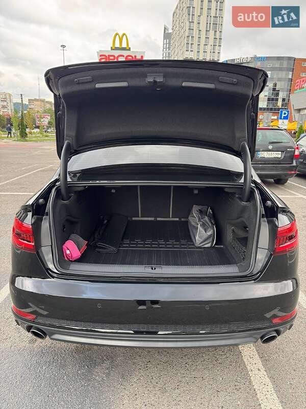 Седан Audi A4 2016 в Шептицькому