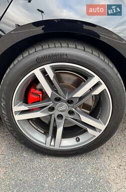 Седан Audi A4 2016 в 