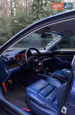 Седан Audi A4 1997 в 
