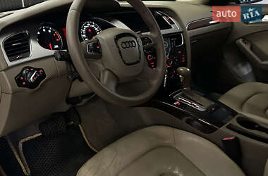 Седан Audi A4 2011 в 