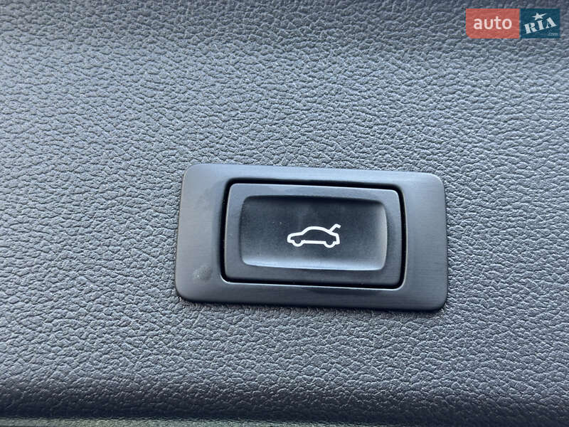Универсал Audi A4 2013 в Киеве
