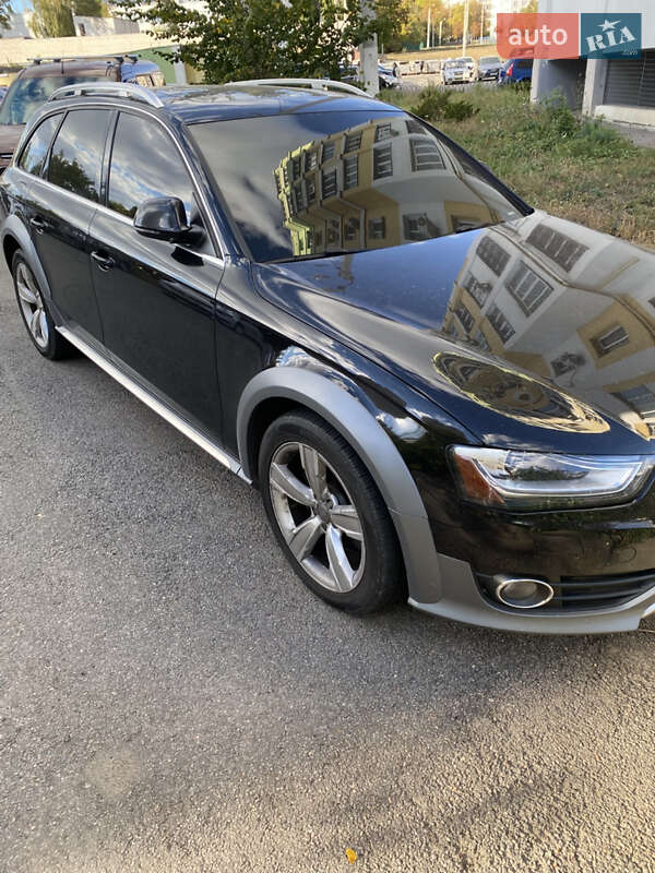 Универсал Audi A4 2013 в Харькове