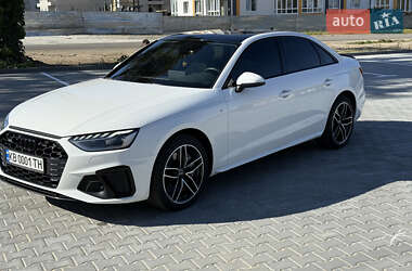 Седан Audi A4 2019 в Виннице