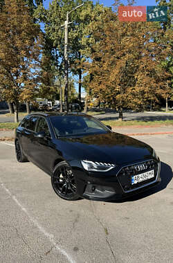 Универсал Audi A4 2020 в 