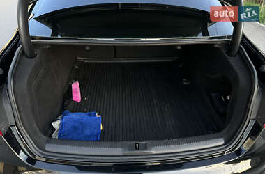 Седан Audi A4 2013 в 