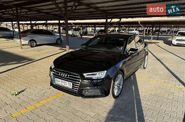 Седан Audi A4 2018 в 