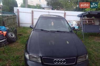Седан Audi A4 1996 в 