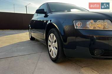 Седан Audi A4 2002 в 