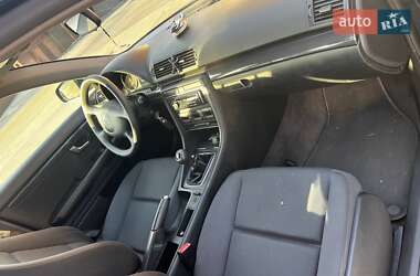 Седан Audi A4 2002 в 