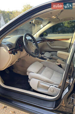 Универсал Audi A4 2004 в 